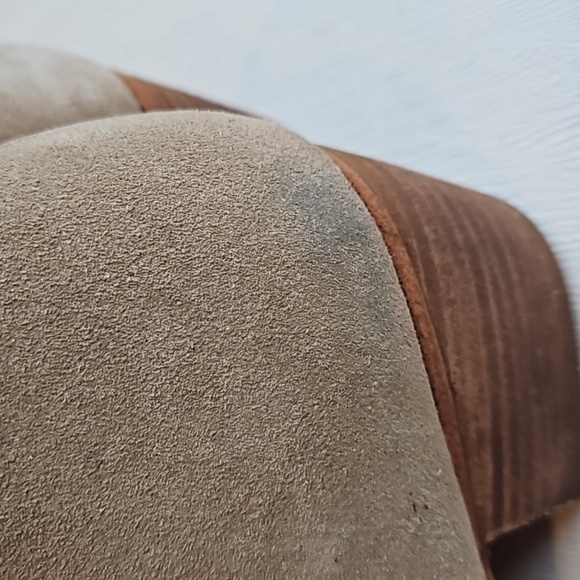 Free People Tan Suede Charm Double V Ankle Boot 39 / 8.5 NWOT - Picture 8 of 9